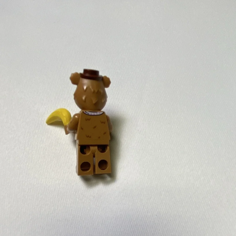 LEGO Minifigures The Muppets Fozzie Bear w/ Banana & Microphone 71033